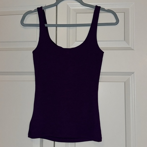 Dark purple tank top - Picture 3 of 5